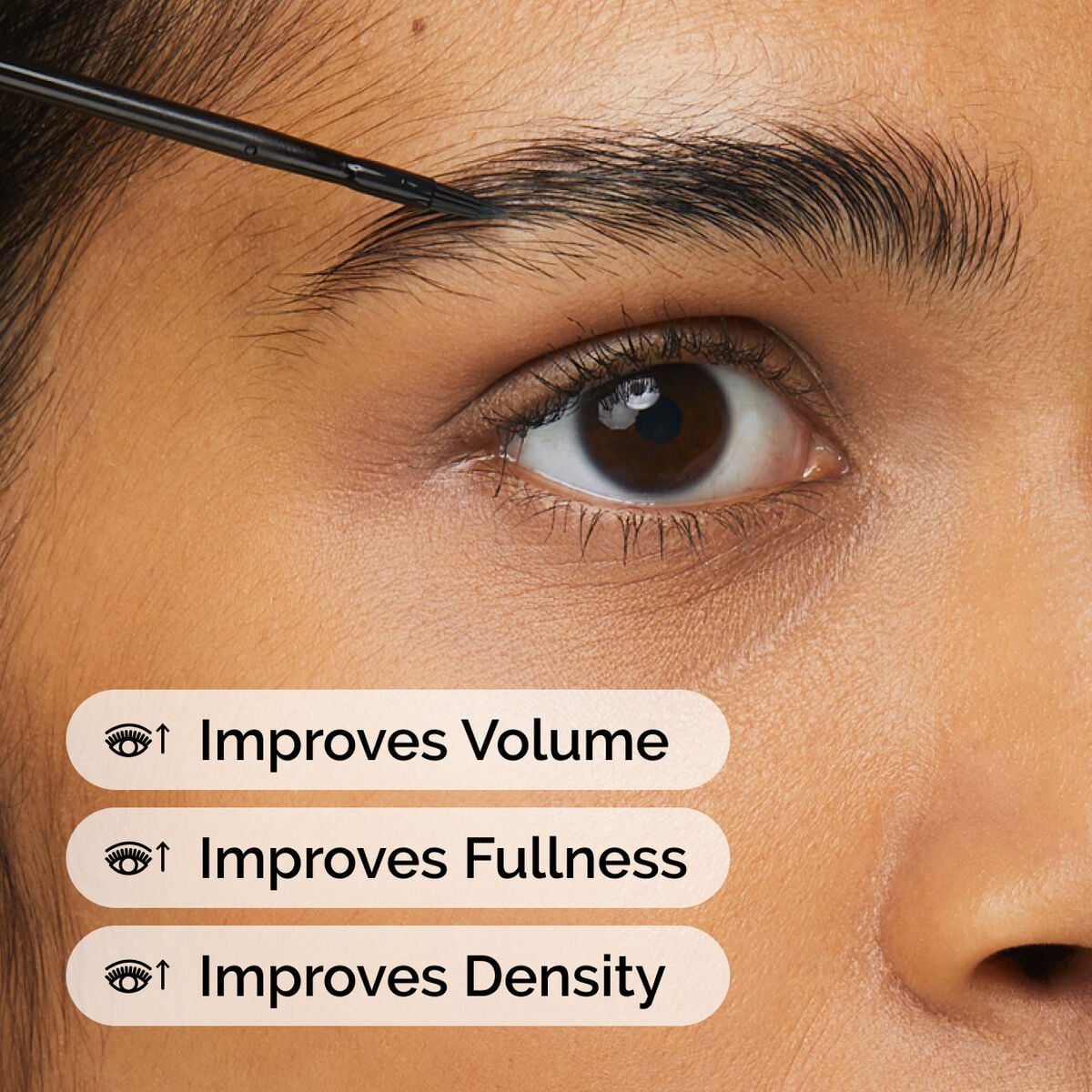 multi-peptide-lash-and-brow-serum-i5 ord-multi-peptide-lash-brow-model-application-with-benefits.jpg