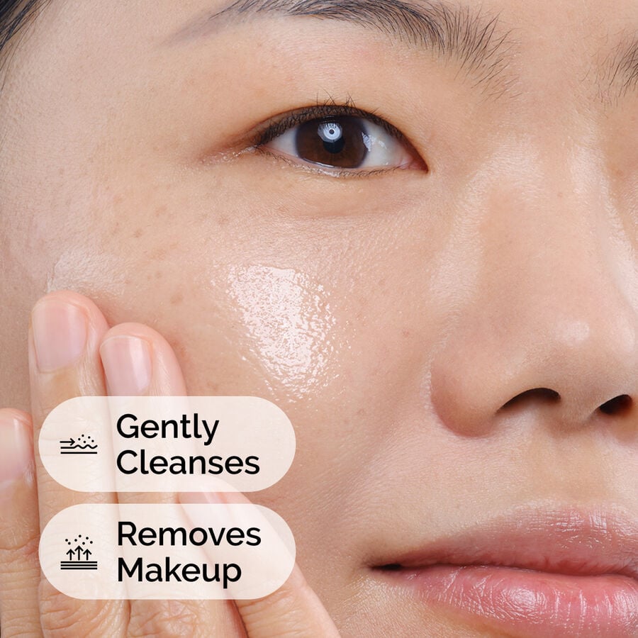squalane-cleanser-q5 ord-squalane-cleanser-model-application-with-benefits.jpg